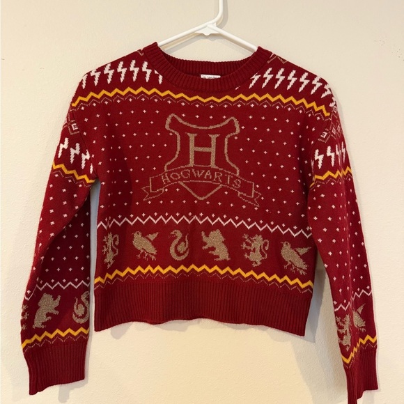 Wizarding World Of Harry Potter Other - Kids Harry Potter Hogwarts Red Knit Sweater Gold Yellow White Sz Youth S/M 17.5”